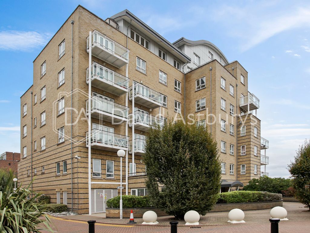 St Davids Square Isle Of Dog London E14  