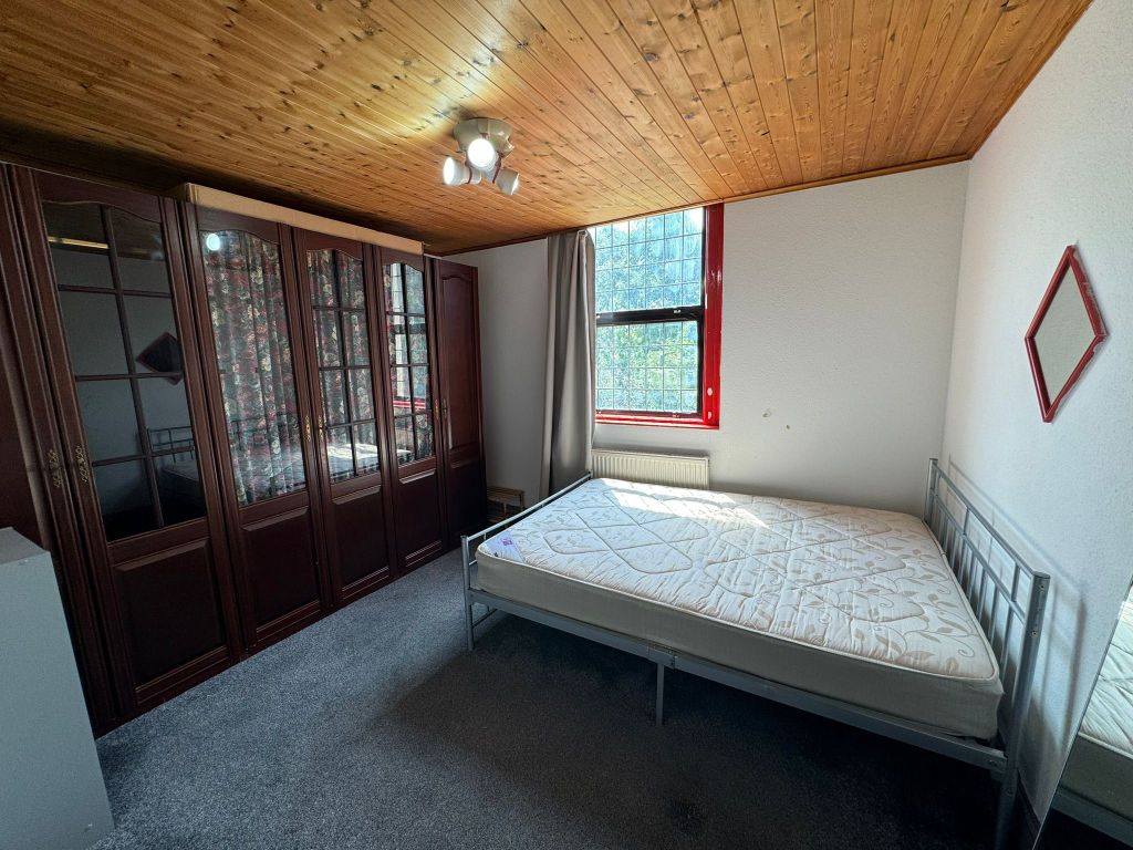 Room to rent in Cunningham Park, Harrow HA1, £625 pcm Zoopla