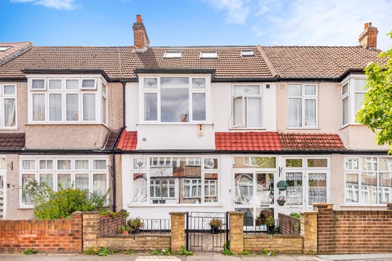 Middle Way, London SW16  