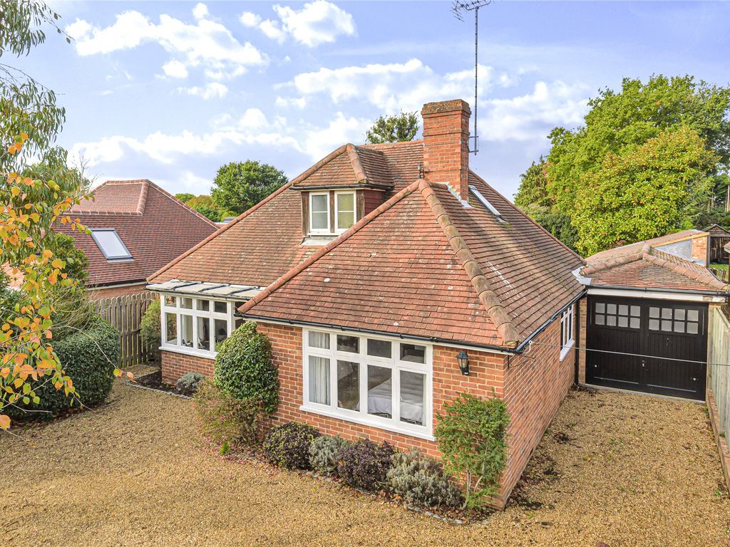 4 bed detached house for sale in Ripley, Surrey GU23 Zoopla