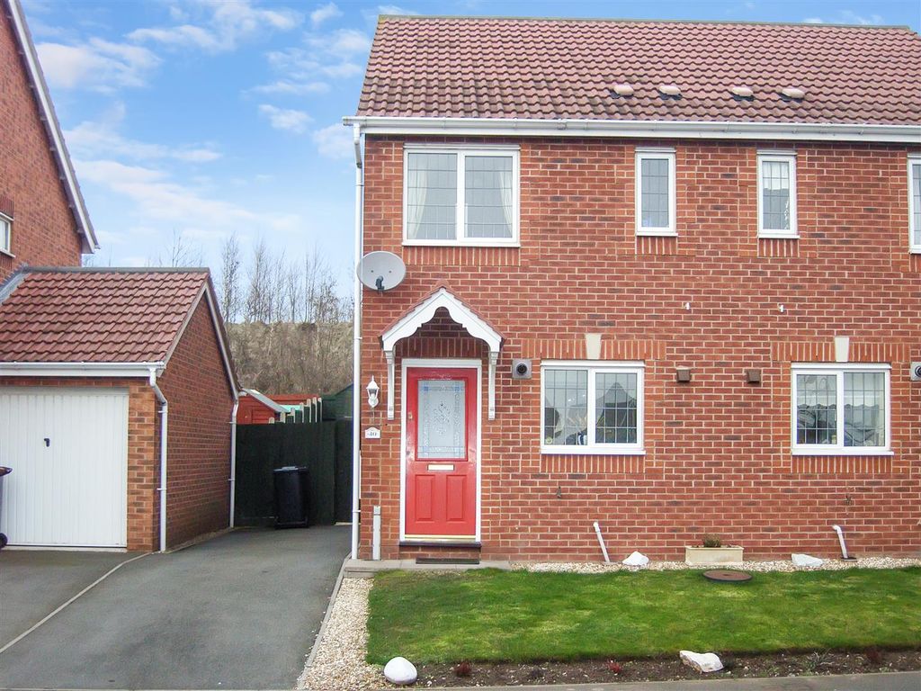 2 bed semidetached house for sale in Amersham Way, Measham