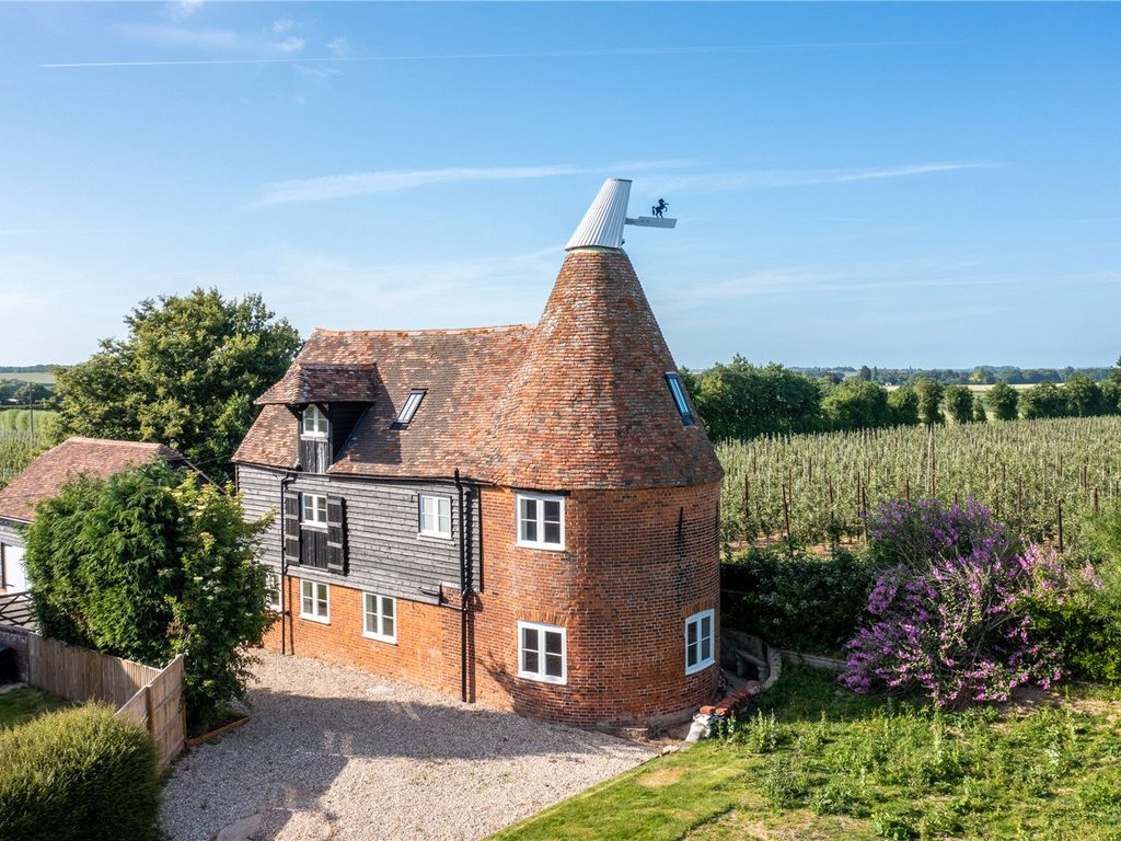 4 bed detached house for sale in Cherville Lane, Bramling, Canterbury