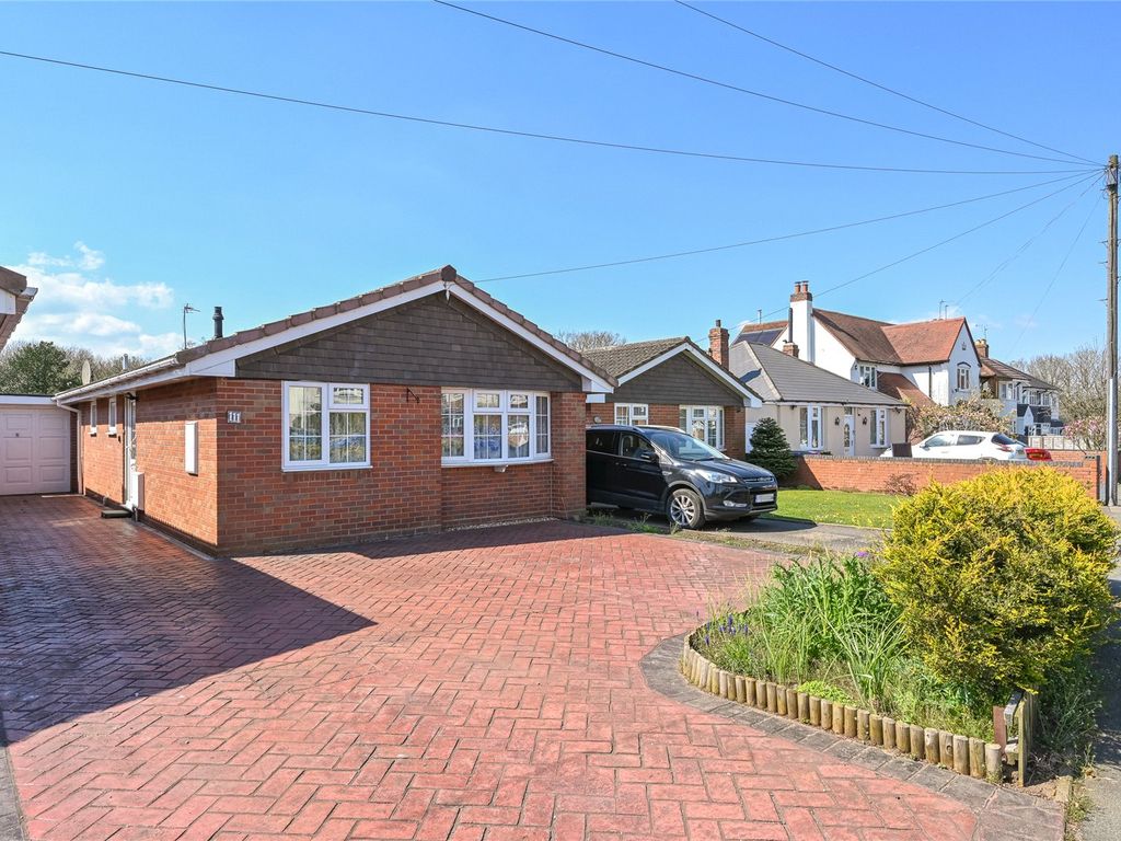 3 bed bungalow for sale in Bhylls Lane, Finchfield, Wolverhampton, West