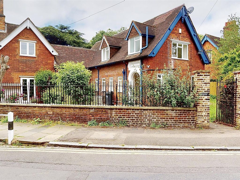 3 bed property to rent in Park Road, Isleworth TW7 Zoopla