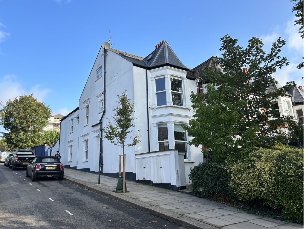 4 bed property for sale in Gondar House, Gondar Gardens, West Hampstead, London NW6, £1,200,000