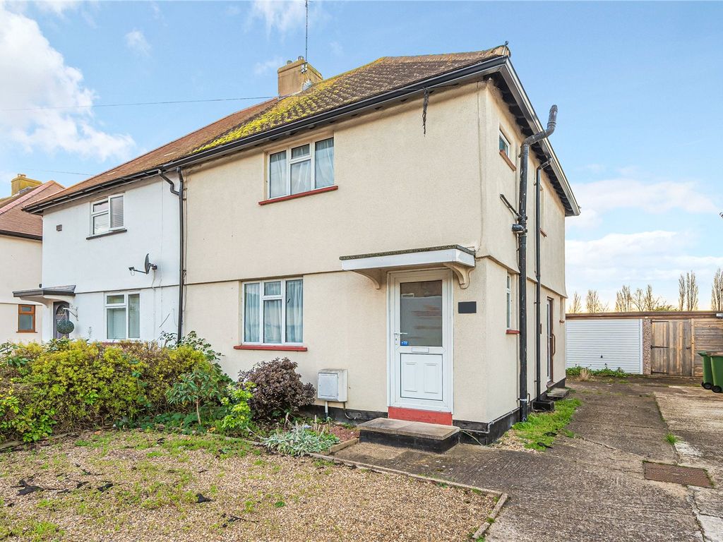 3 bed semidetached house for sale in Molesey Road, Hersham, WaltonOn