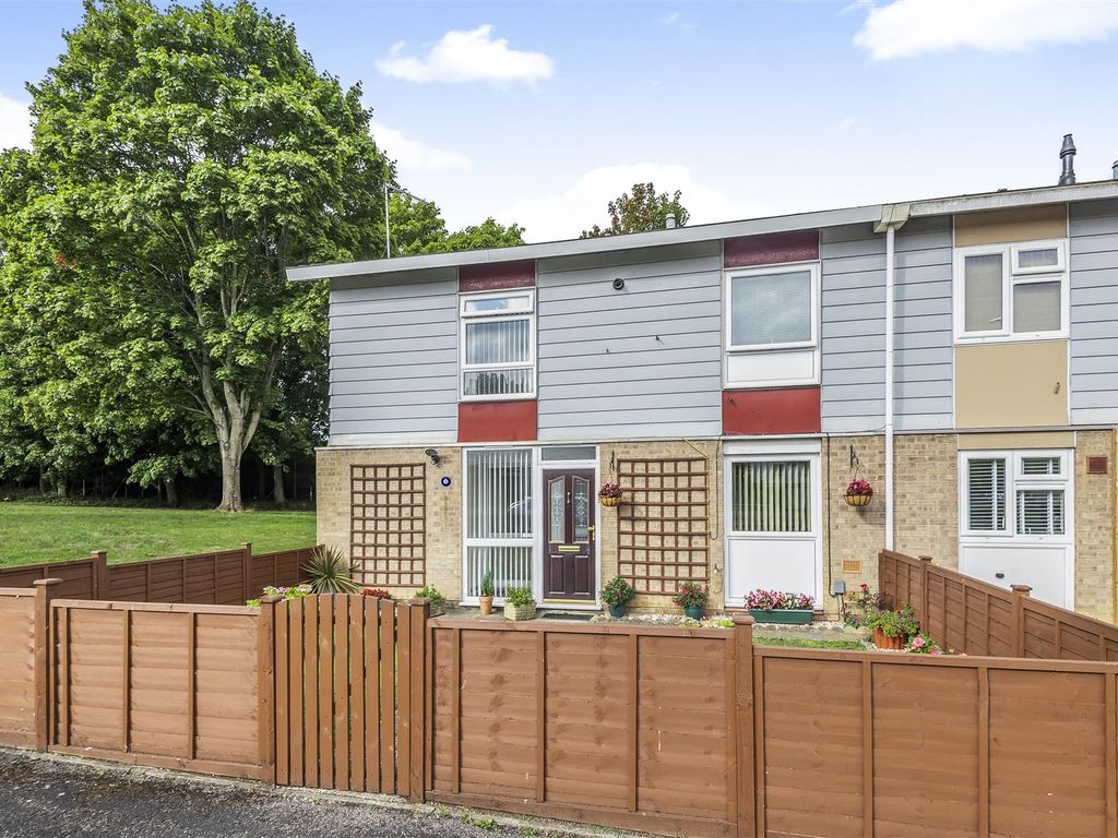 3 bed end terrace house for sale in Abbey Road, Basingstoke RG24 Zoopla