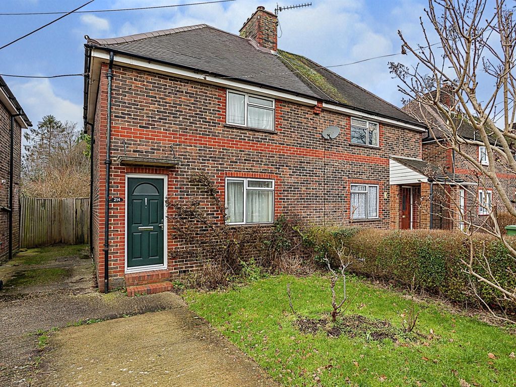 3 bed semidetached house for sale in Ifield Road, Crawley RH11 Zoopla
