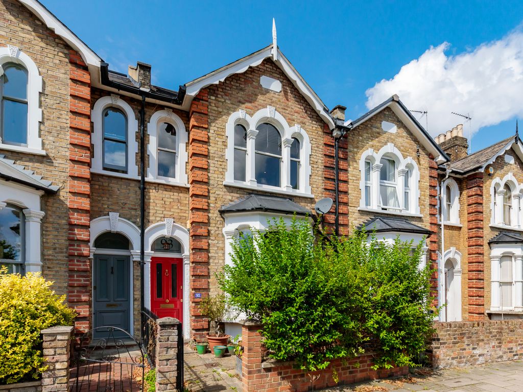 2 bed flat for sale in Bouverie Road, London N16, £650,000 Zoopla