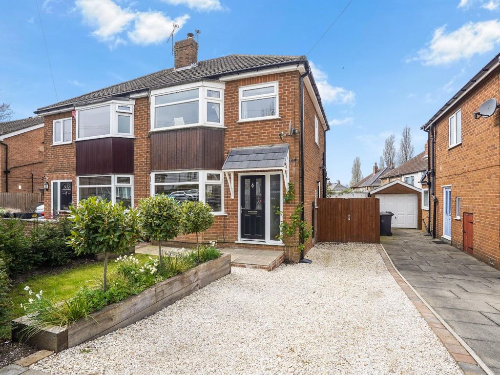 3 bed semidetached house for sale in Garth Drive, Moortown, Leeds LS17