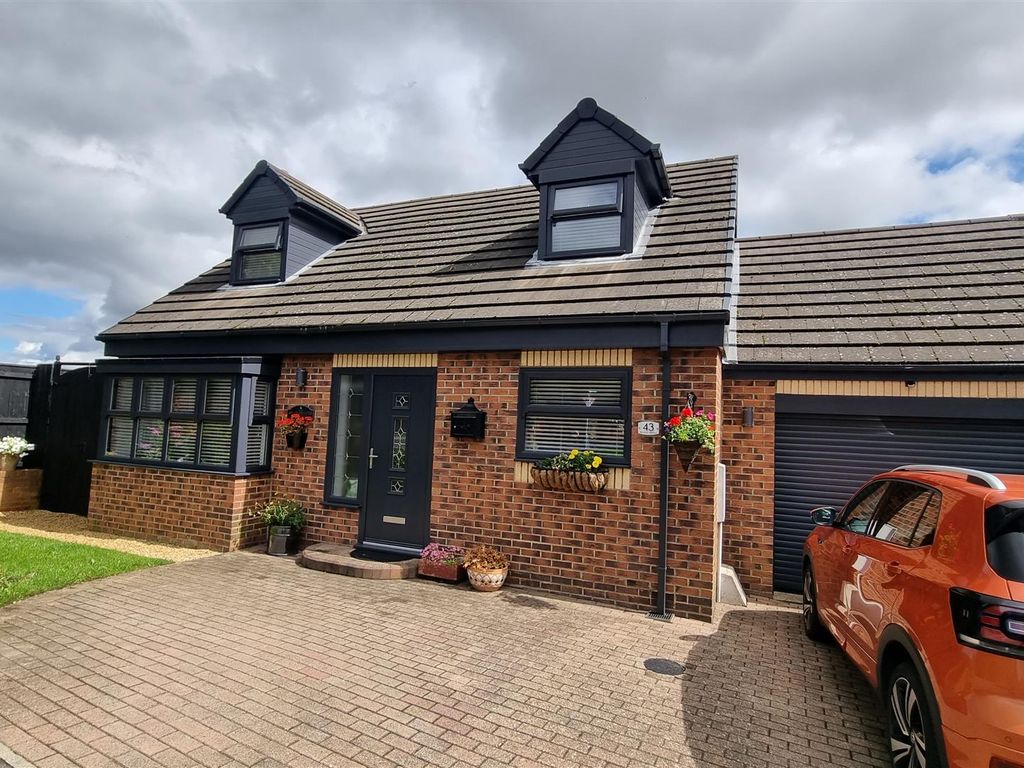 2 bed semidetached house for sale in Windsor Terrace, Leeholme,