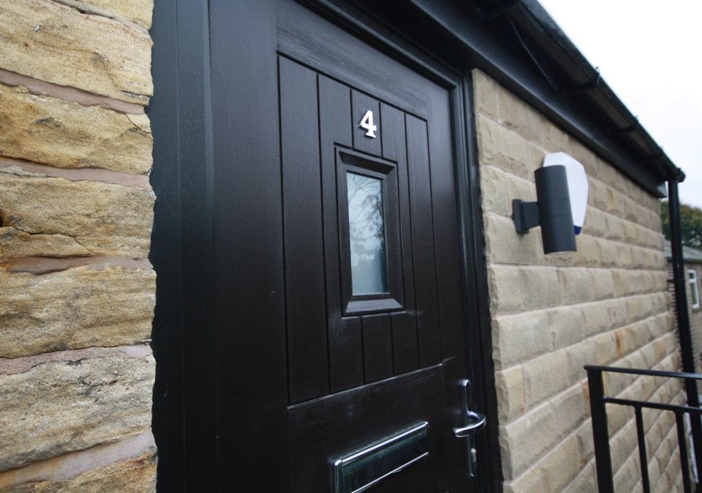 1 bed flat to rent in Darwen Road, Bolton BL7, £625 pcm Zoopla