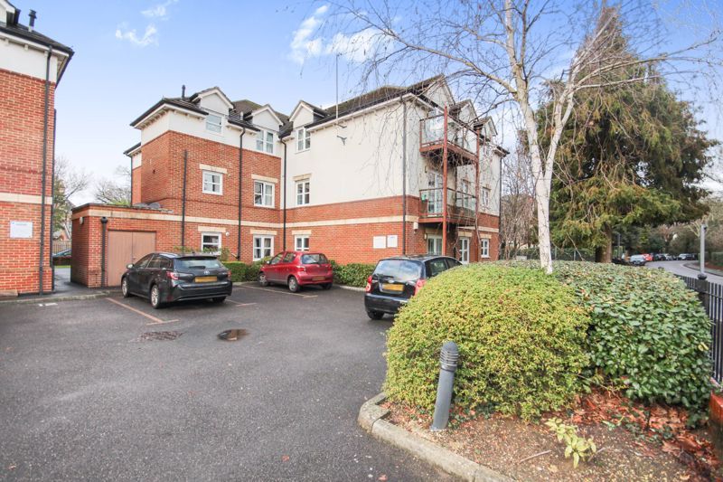 2 bed flat to rent in Wimborne Road, Winton, Bournemouth BH2 Zoopla