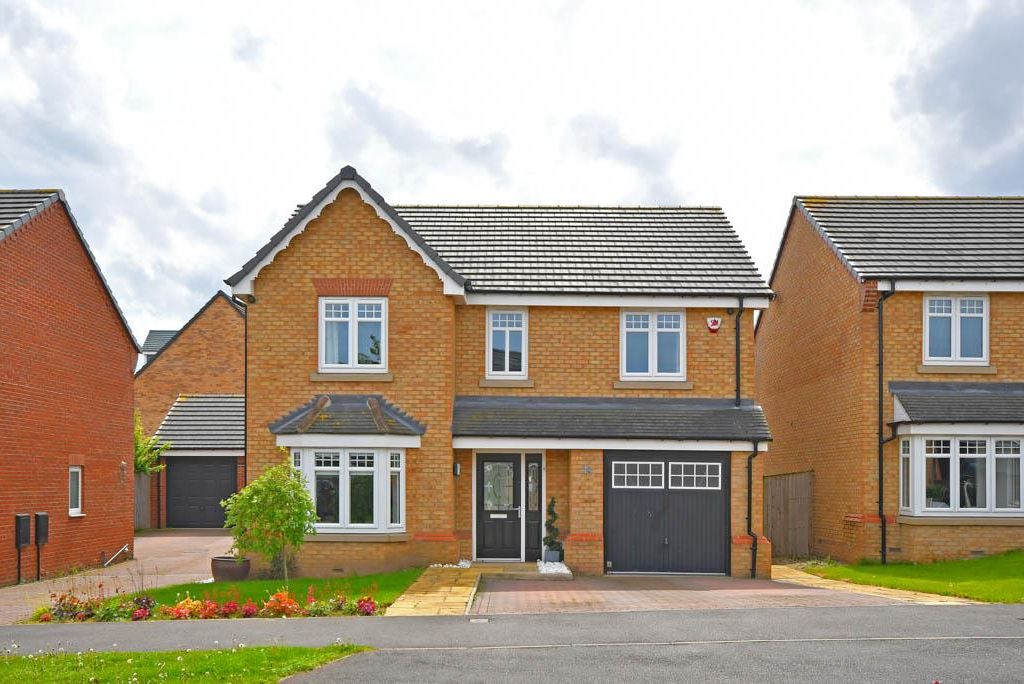 4 bed detached house for sale in Bradfield Way, Waverley, Rotherham S60