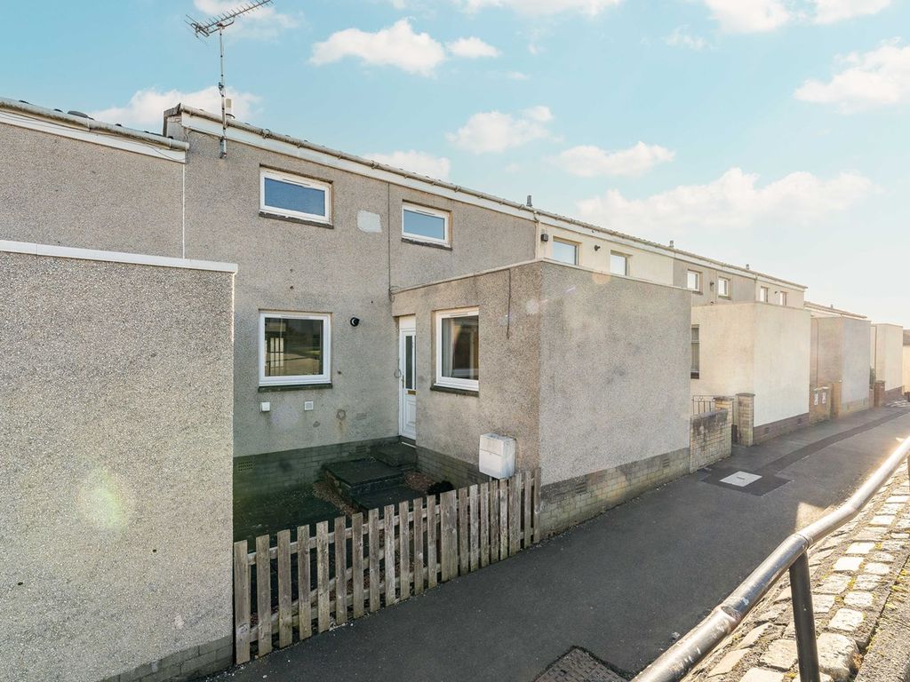 3 bed terraced house for sale in Whyte Walk, Dunfermline KY11, £110,000