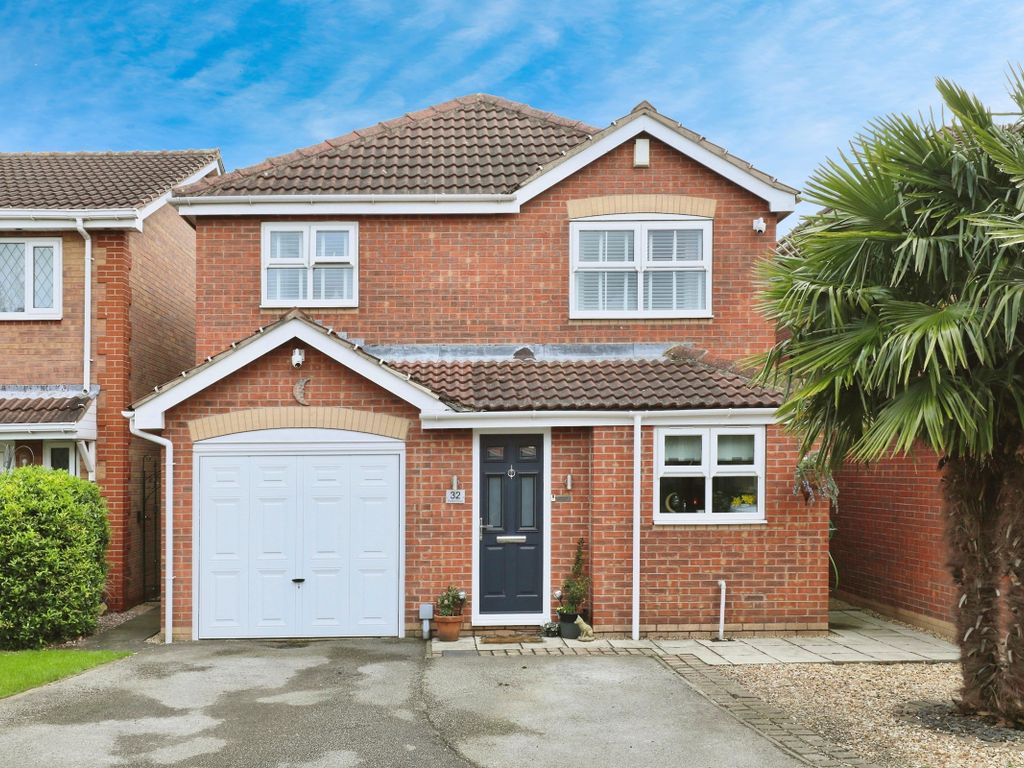 3 bed detached house for sale in Pinfold Drive, CarltonInLindrick