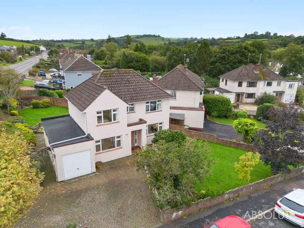 3 bed detached house for sale in Manor Drive, Kingskerswell TQ12, £