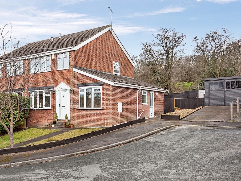 4 bed semidetached house for sale in Kings Lea, Liversedge WF15 Zoopla