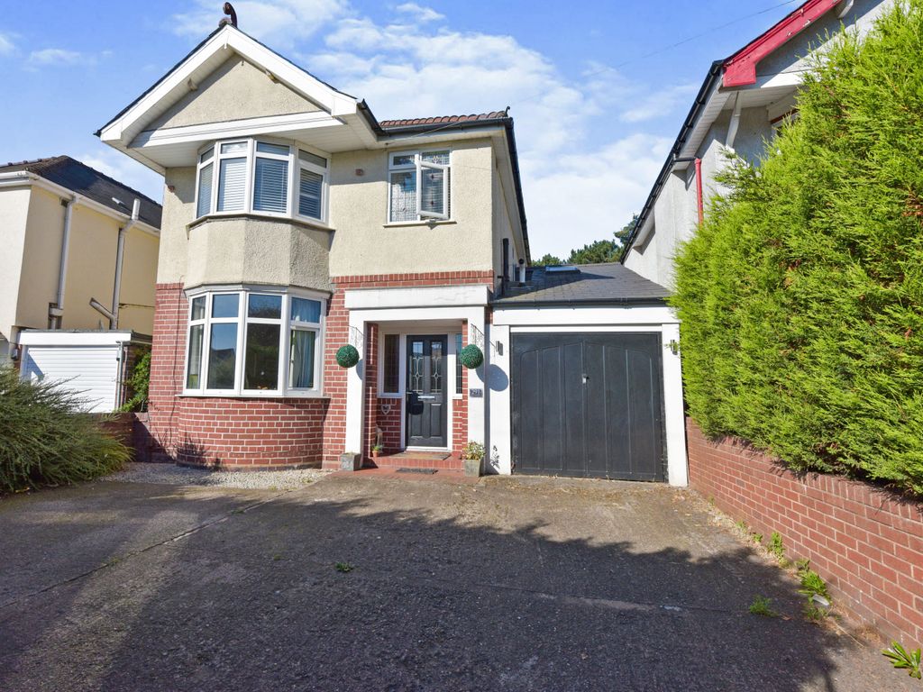 3 bed detached house for sale in Chester Road North, Kidderminster DY10