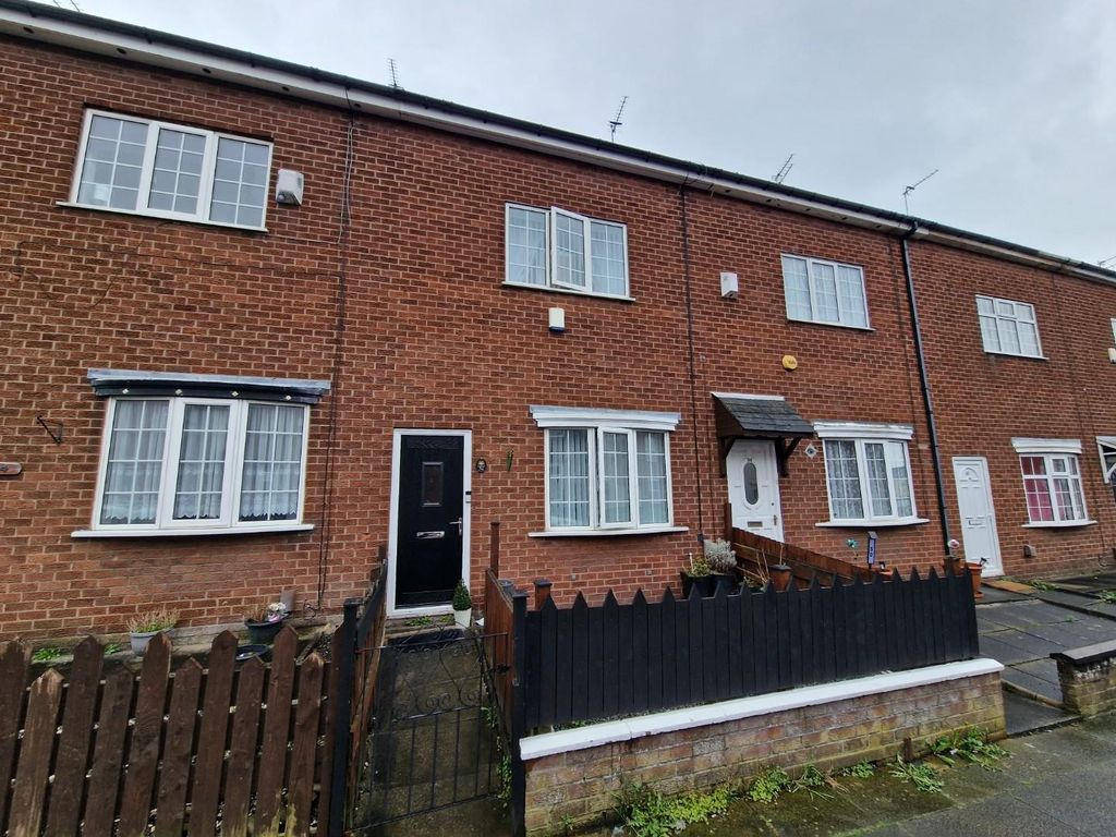 2 bed terraced house for sale in 52 Pine Street, Bury BL9 Zoopla