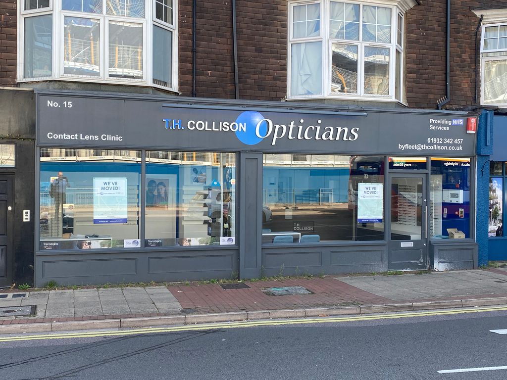 Retail premises for sale in Old Woking Road, West Byfleet KT14, £