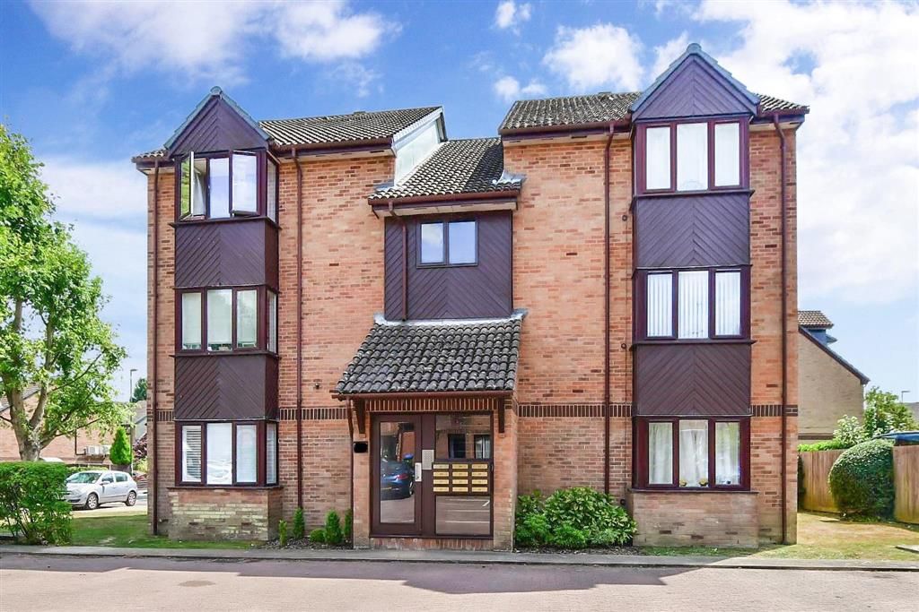 Studio for sale in Manor Fields, Horsham, West Sussex RH13 Zoopla