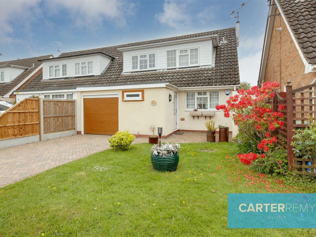3 bed semidetached house for sale in Lisa Close, Billericay CM12 Zoopla