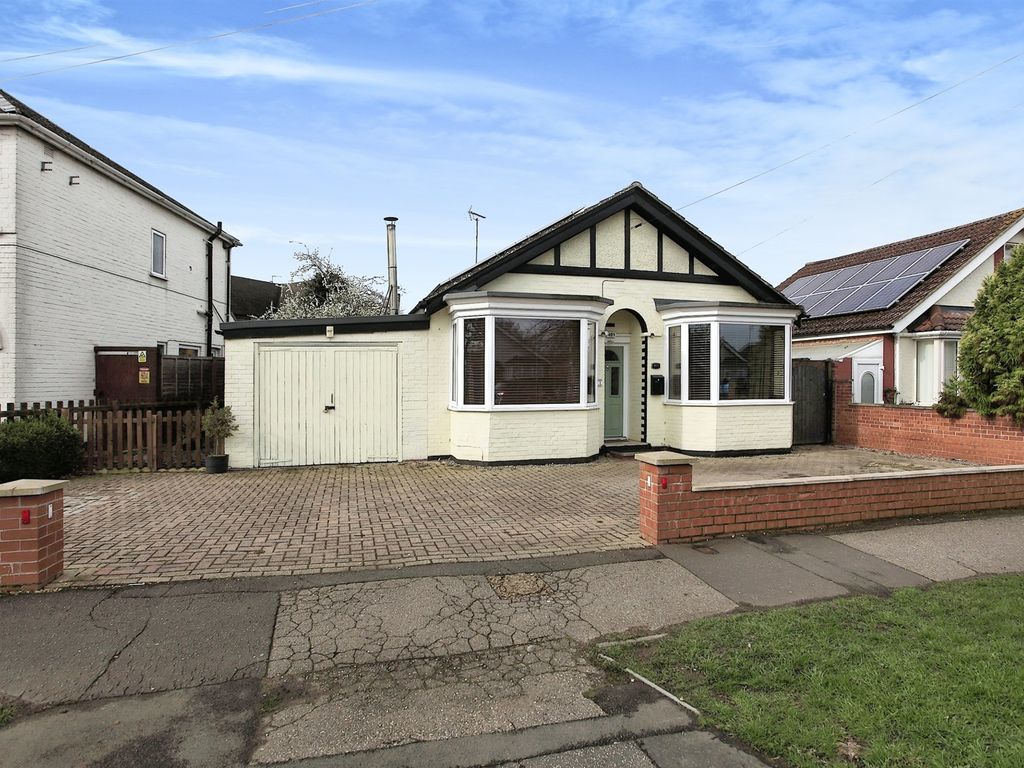 3 bed detached bungalow for sale in Fulbridge Road, Werrington