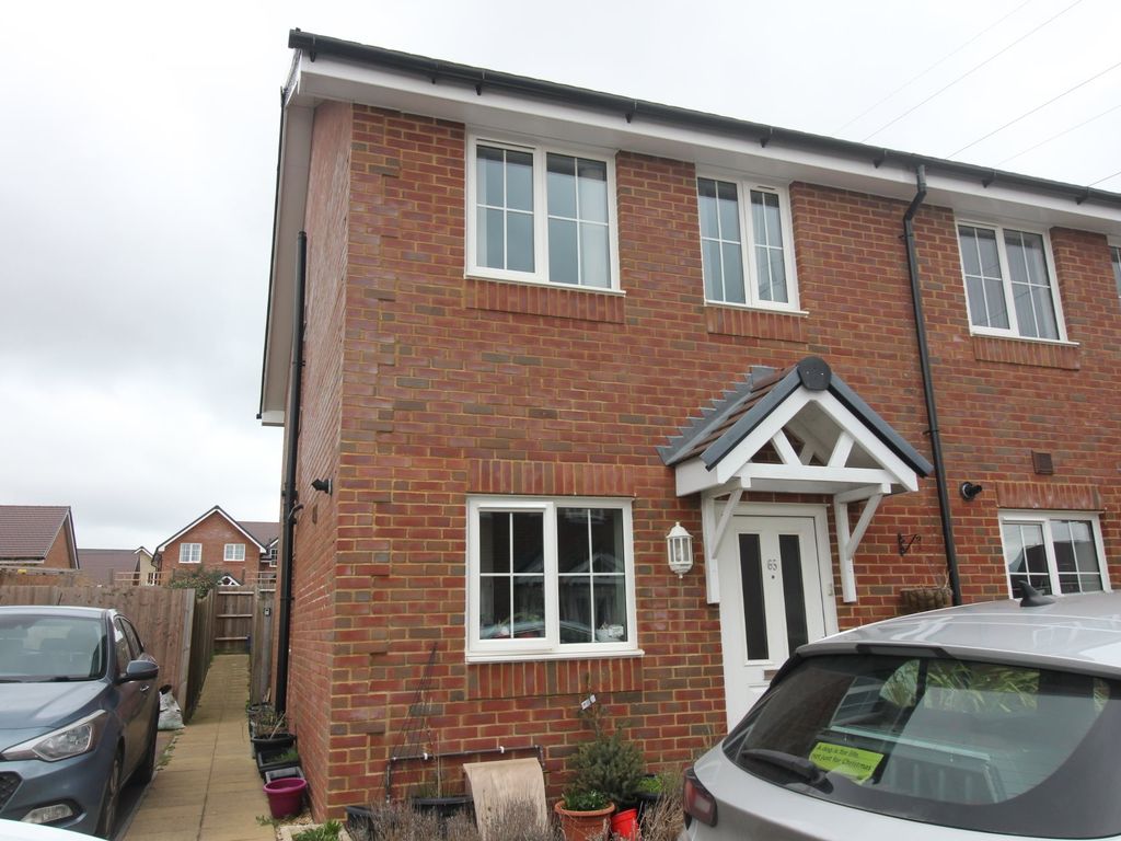 2 bed semidetached house to rent in Peake Way, Charlton, Andover SP10