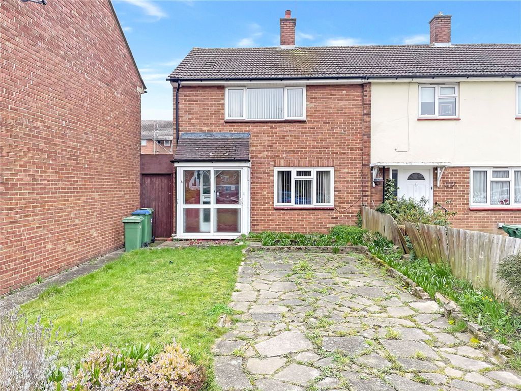 2 bed end terrace house for sale in Ellenborough Road, Sidcup, Kent