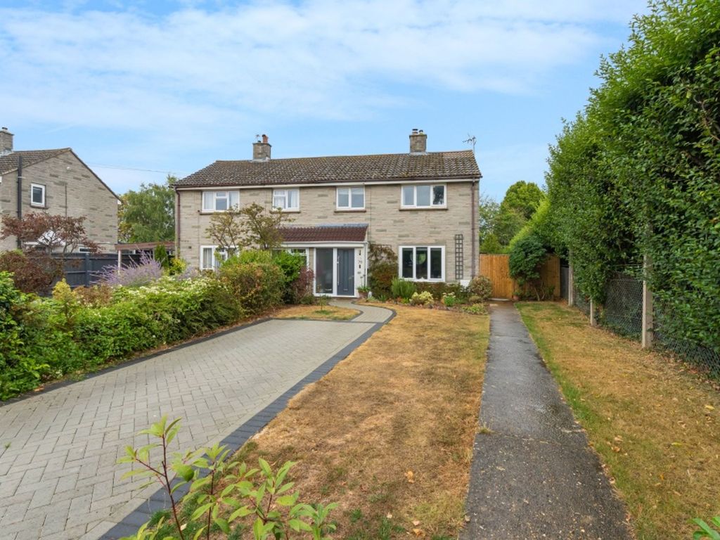 3 bed semidetached house for sale in Larkhill Road, Abingdon OX14 Zoopla