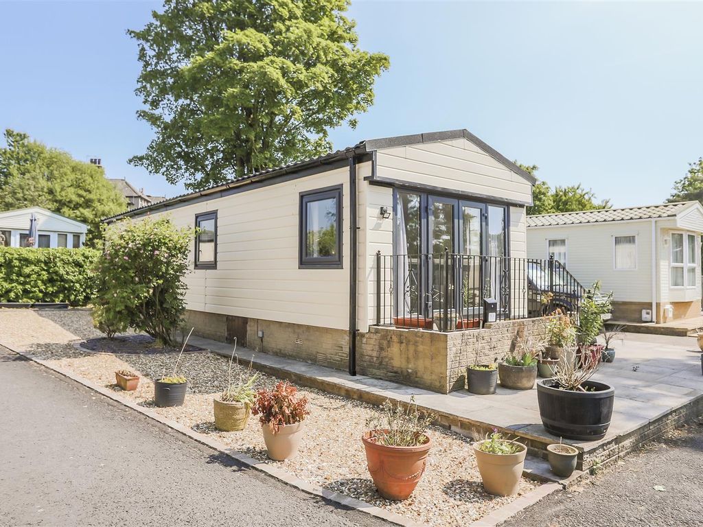 2 bed mobile/park home for sale in Edisford Road, Waddington, Clitheroe