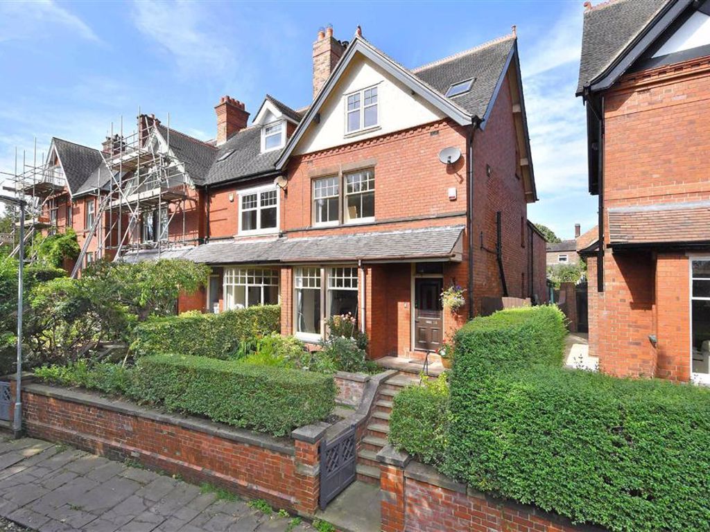 5 bed town house for sale in Spencer Avenue, Leek ST13 Zoopla