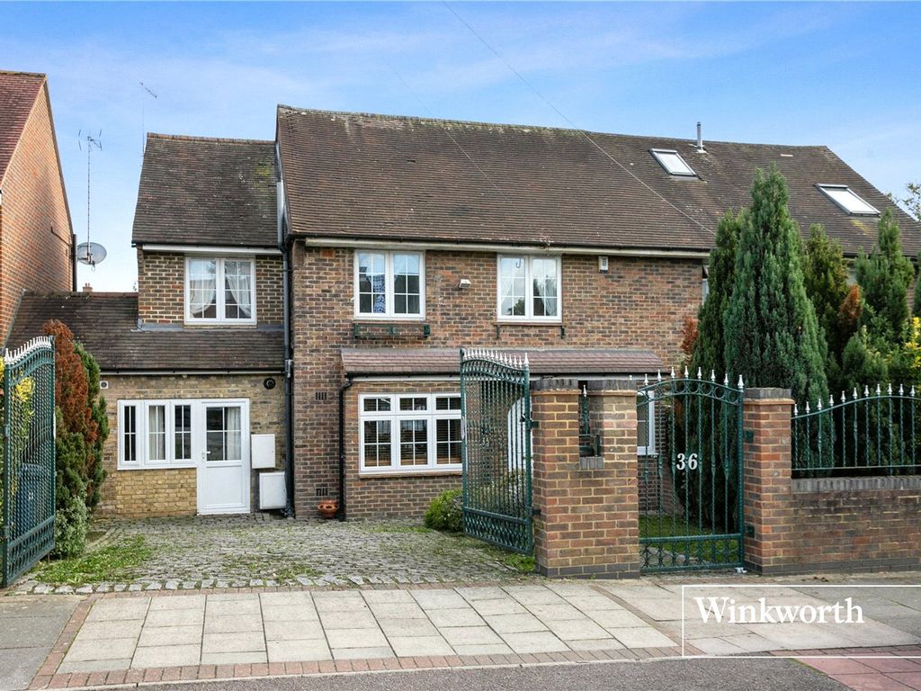 4 bed semidetached house for sale in Kingsgate Avenue, Finchley
