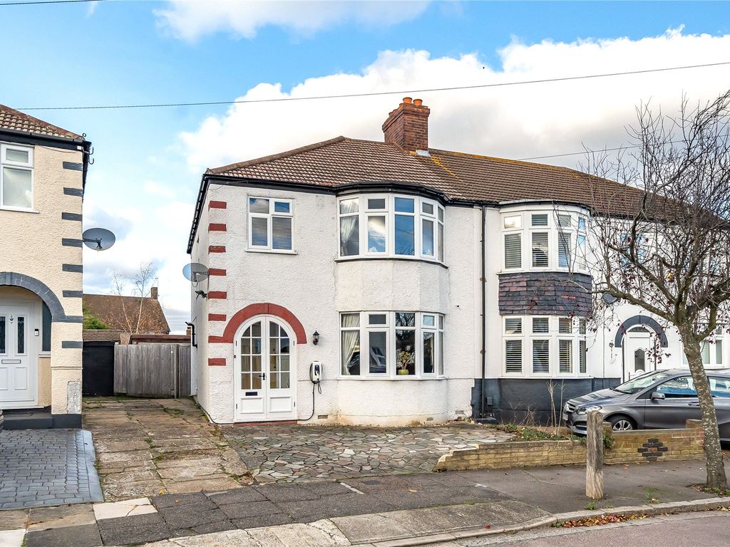 3 bed semidetached house for sale in Mainridge Road, Chislehurst BR7