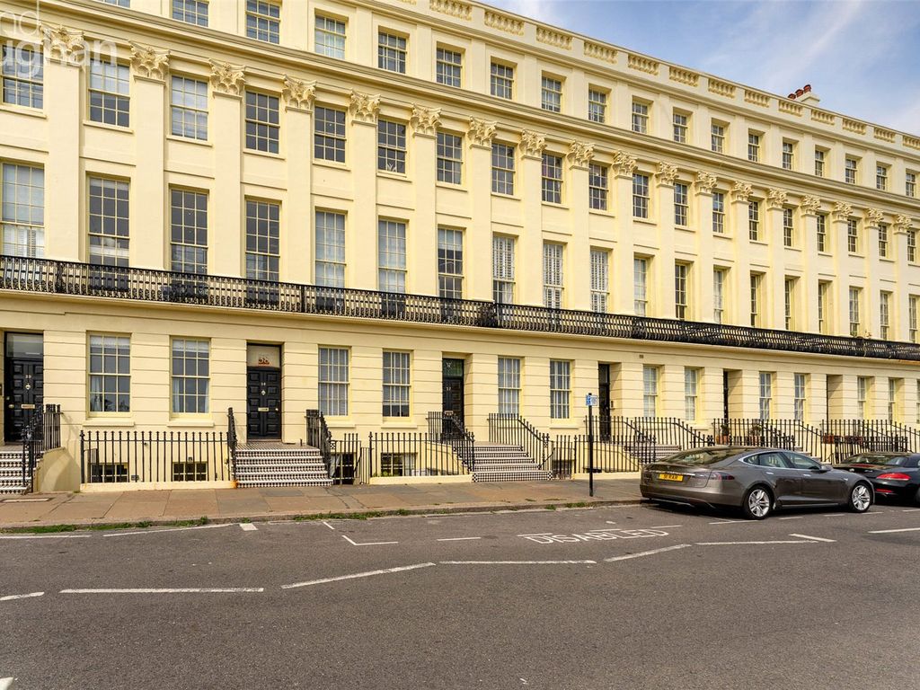 2 bed flat to rent in Brunswick Terrace, Hove, East Sussex BN3 Zoopla