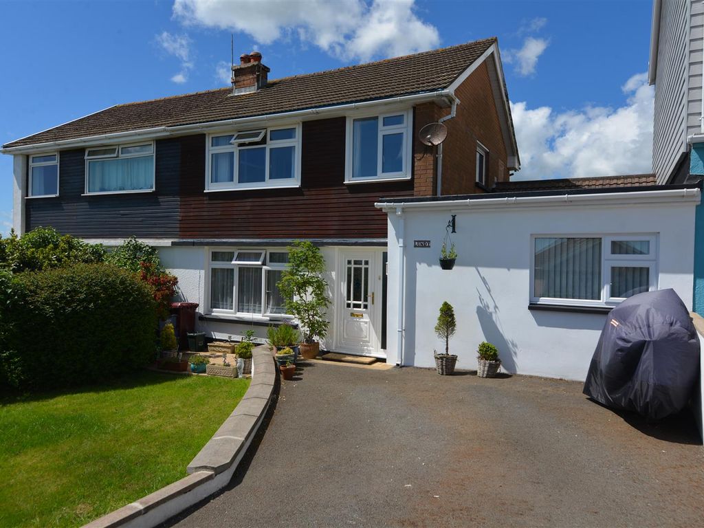 4 bed property for sale in Upper Hill Park, Tenby SA70 Zoopla