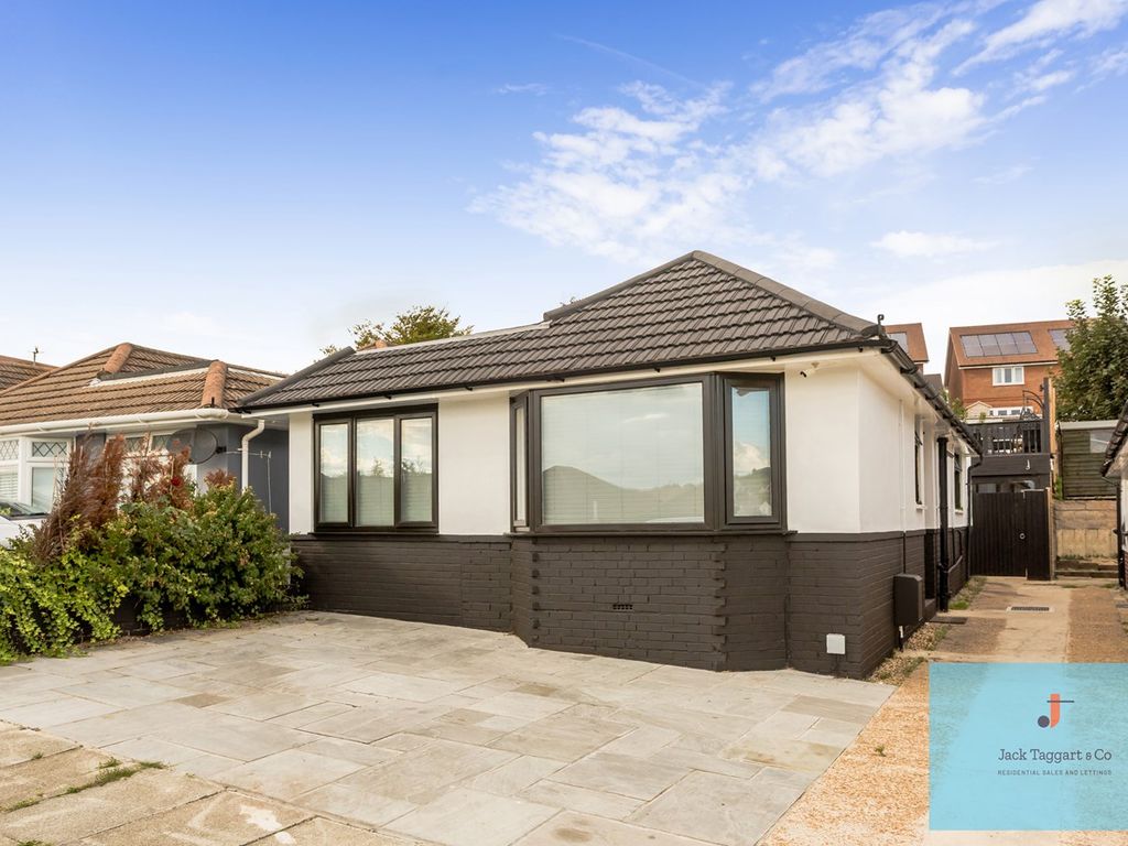 3 bed bungalow for sale in Graham Avenue, Portslade, Brighton BN41 Zoopla