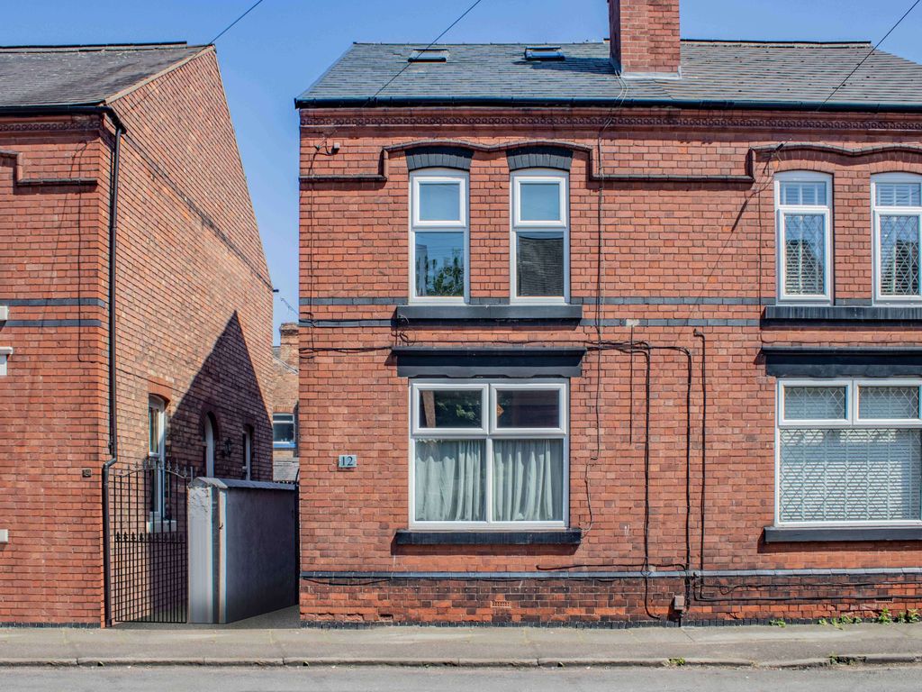 2 bed semidetached house for sale in Walton Street, Long Eaton