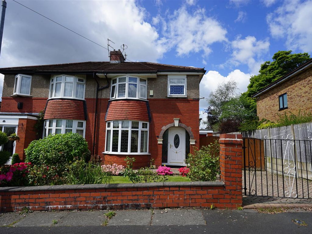 3 bed semidetached house for sale in Strathmore Road, Breightmet