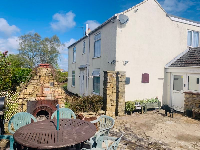 4 bed detached house for sale in Monks Dyke Road, Louth LN11, £345,000