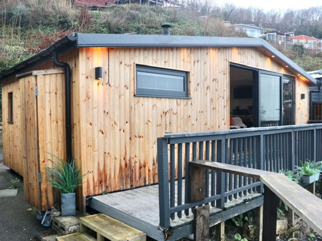 1 bed property for sale in Pentregwyddel Road, Llanddulas LL22, £90,000