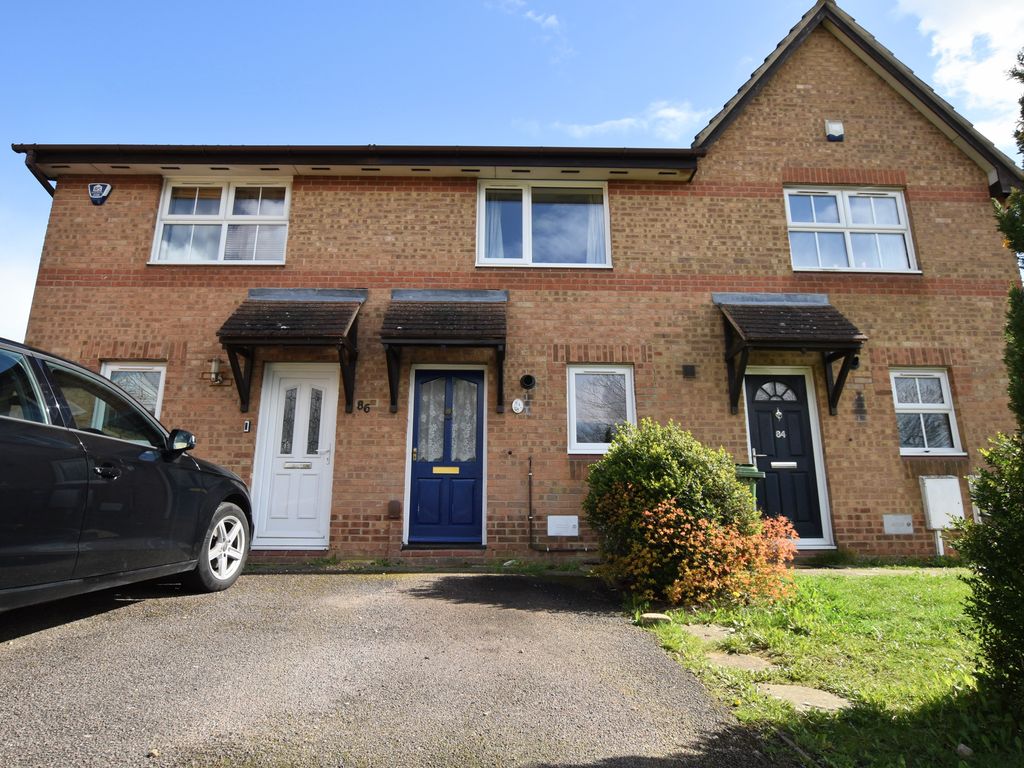 2 bed terraced house to rent in Oldbrook Boulevard, Oldbrook, Milton