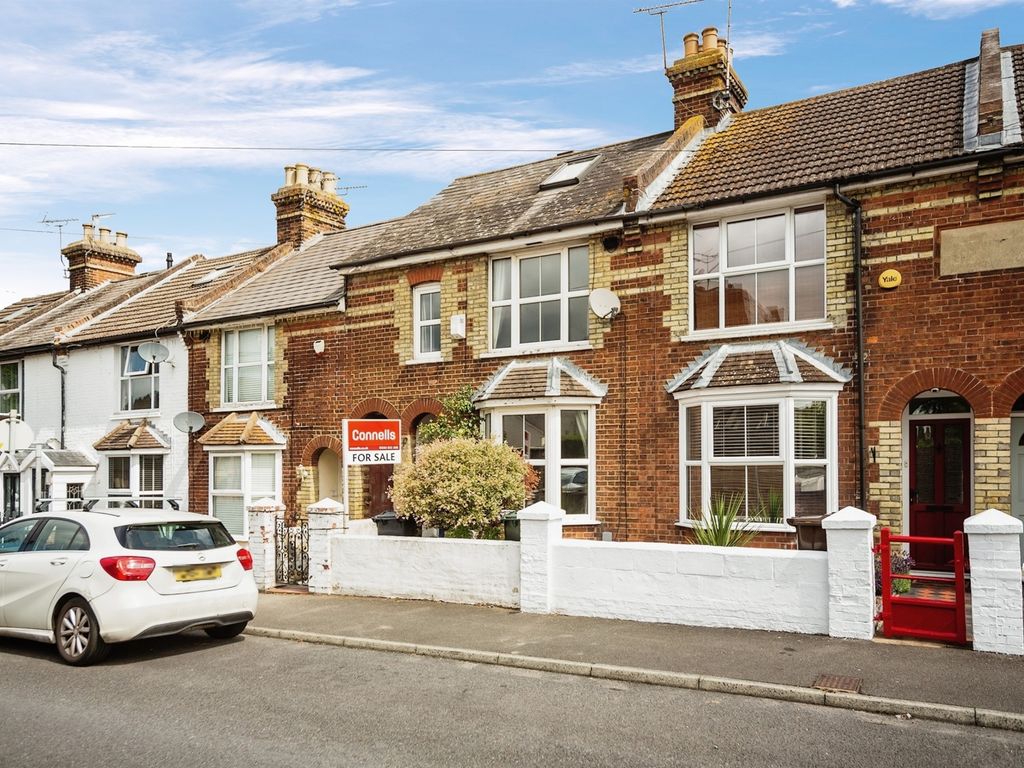3 bed terraced house for sale in Wallis Road, Ashford TN24 Zoopla