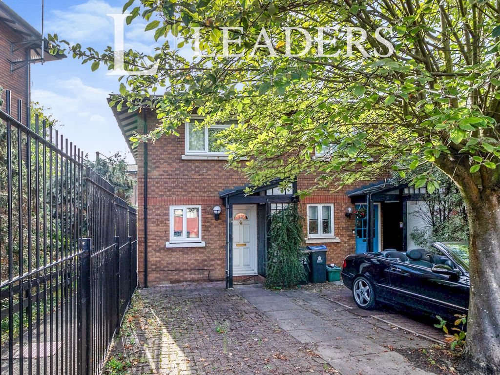 Room to rent in Bonner Hill Road, Norbiton, Kingston Upon Thames KT1, £