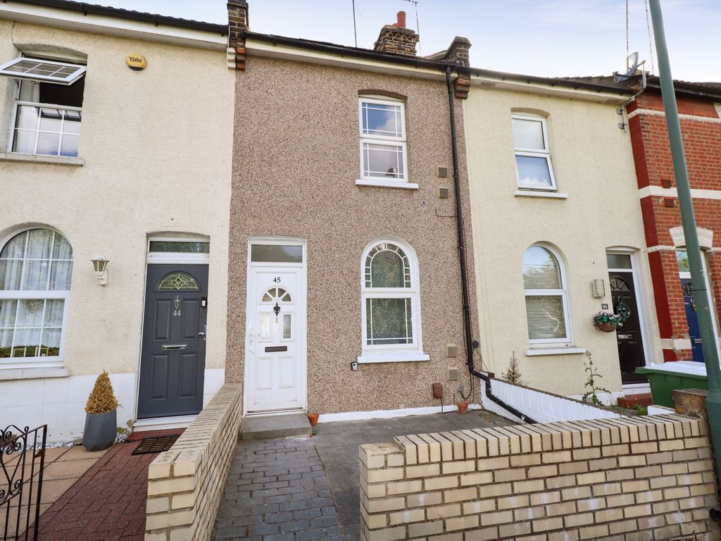 2 bed terraced house for sale in Battle Road, Erith DA8 Zoopla
