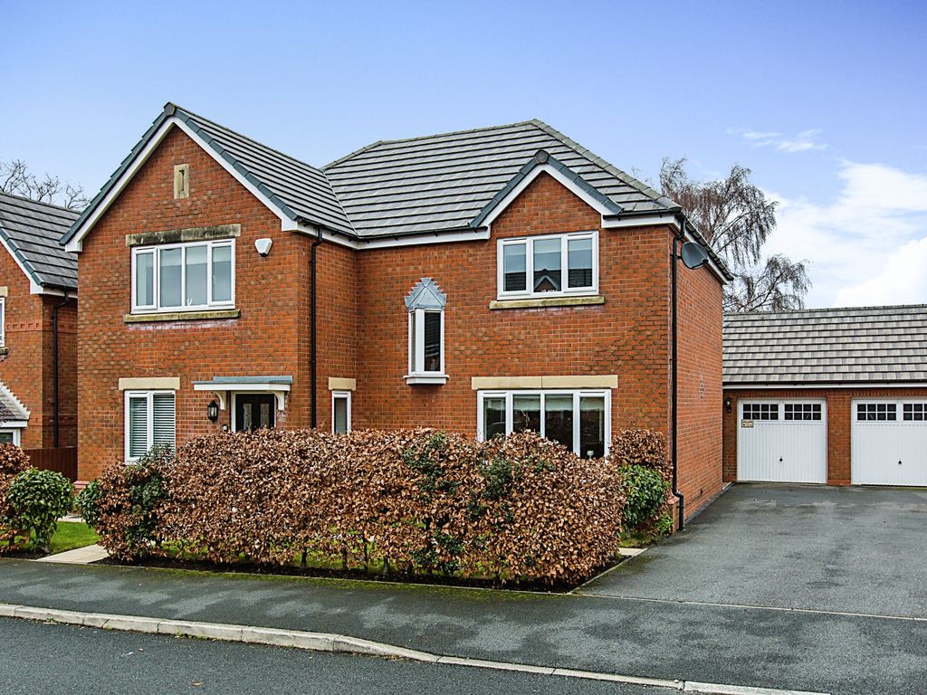 4 bed detached house for sale in Whittle Hills Close, WhittleLeWoods
