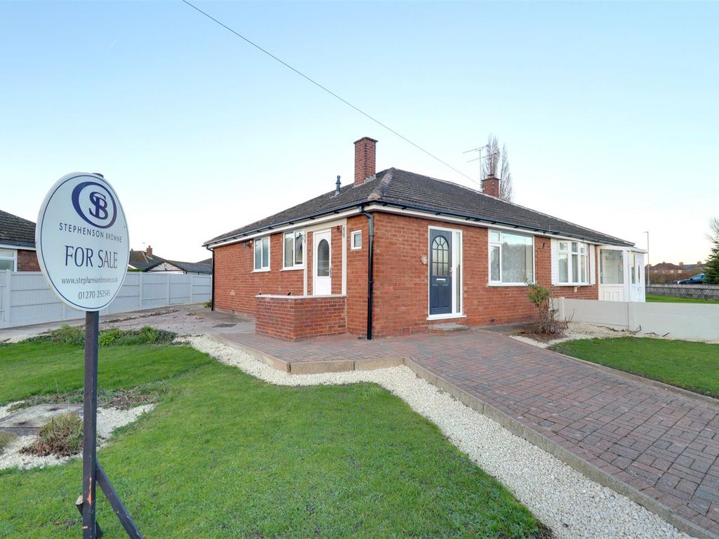 2 bed semidetached bungalow for sale in Sandiway Road, Crewe CW1, £