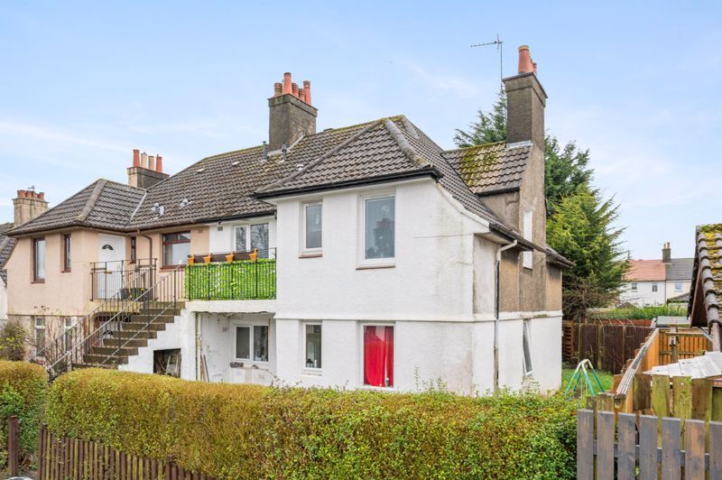 3 bed flat for sale in Findlay Street, Rosyth, Dunfermline KY11, £