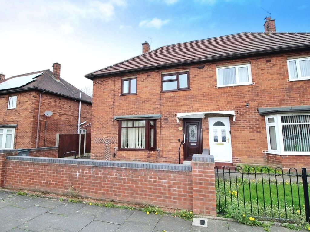 3 bed semidetached house for sale in Wellfield Road, StokeOnTrent